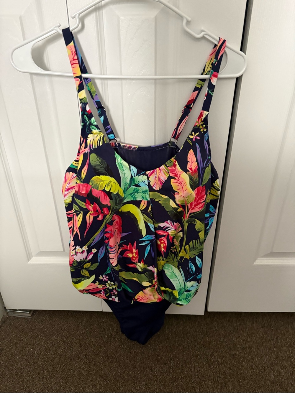 Women’s Land’s End Bathing Suit….NWT….Size 10